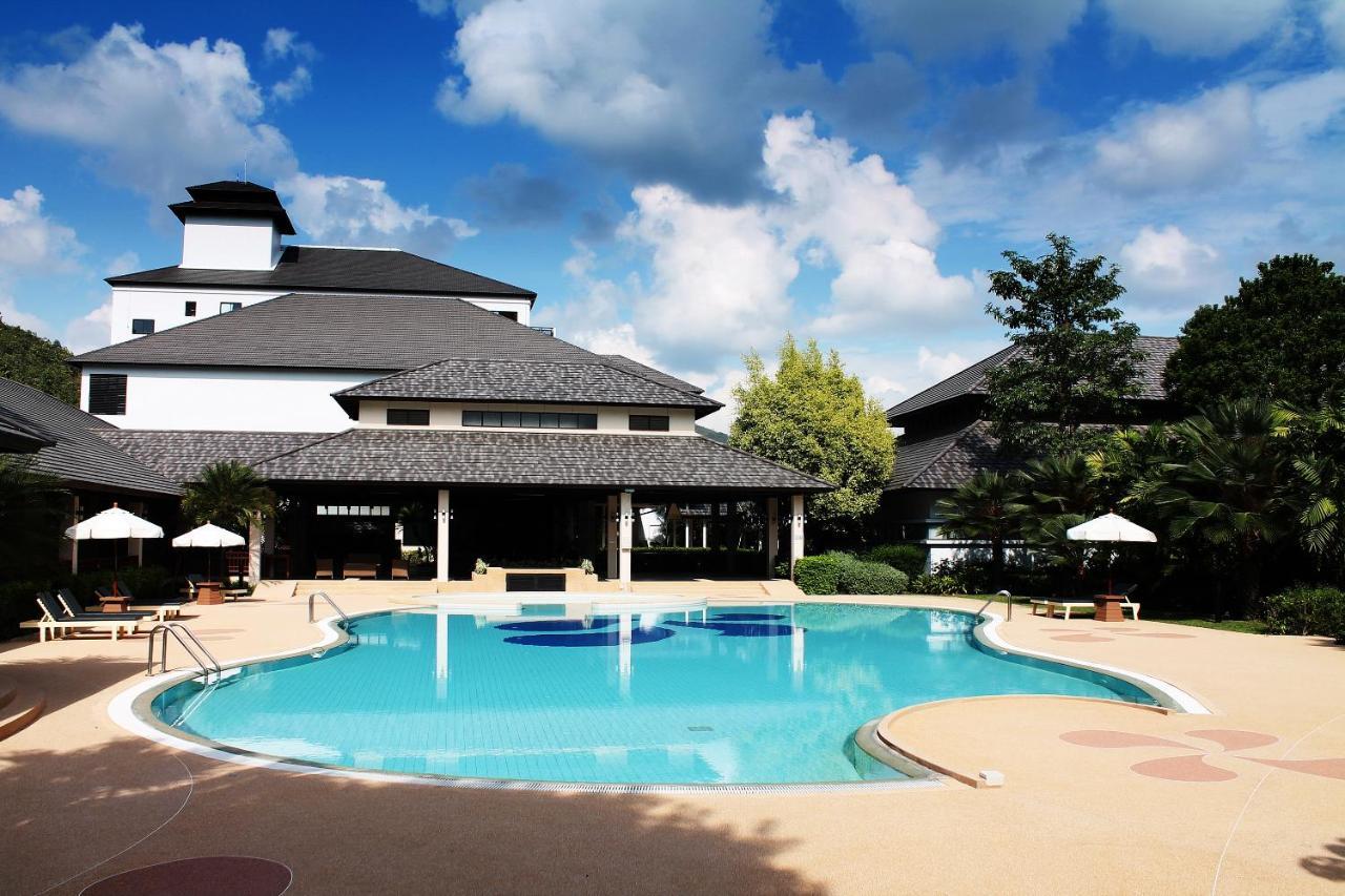 Alpine Golf Resort Chiang Mai Ban Huai Sai Nua Ngoại thất bức ảnh