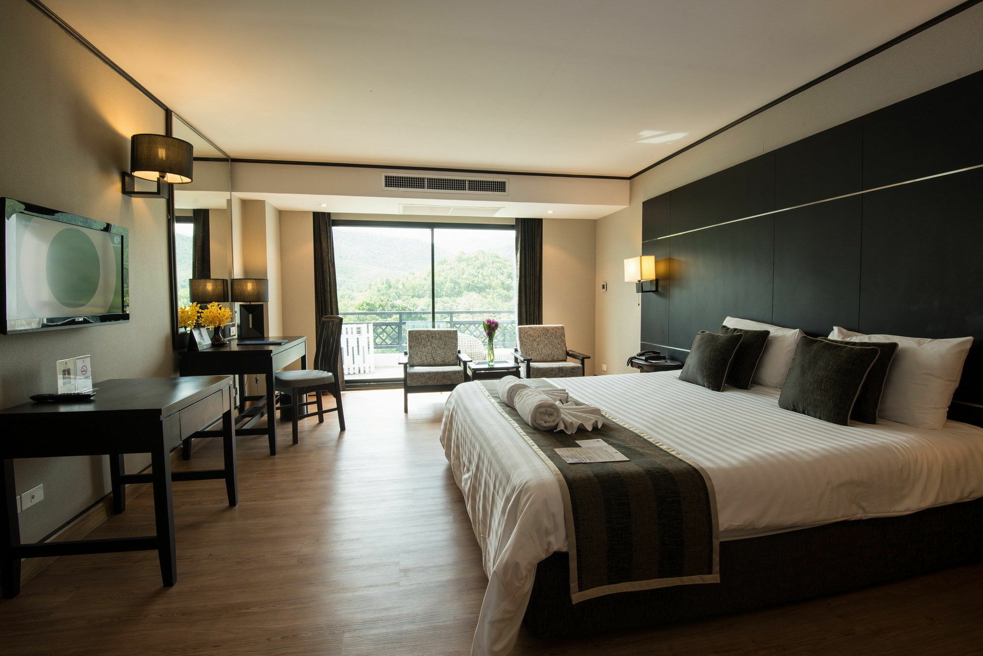 Alpine Golf Resort Chiang Mai Ban Huai Sai Nua Ngoại thất bức ảnh
